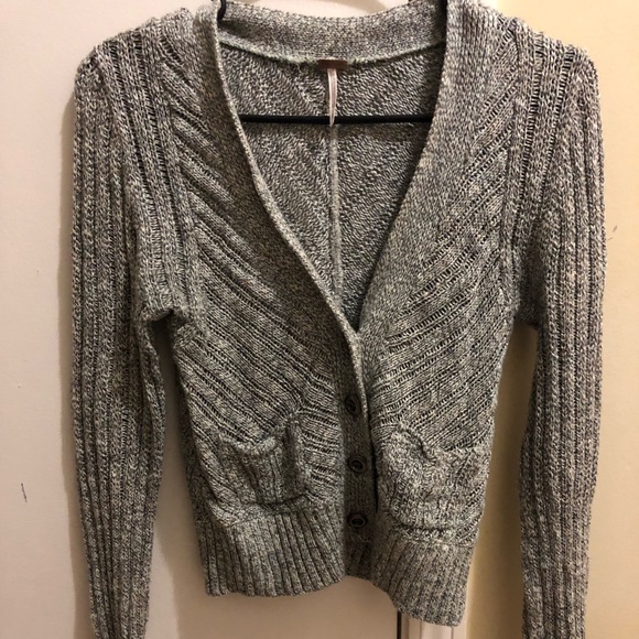Cardigan - Picture 1 of 3
